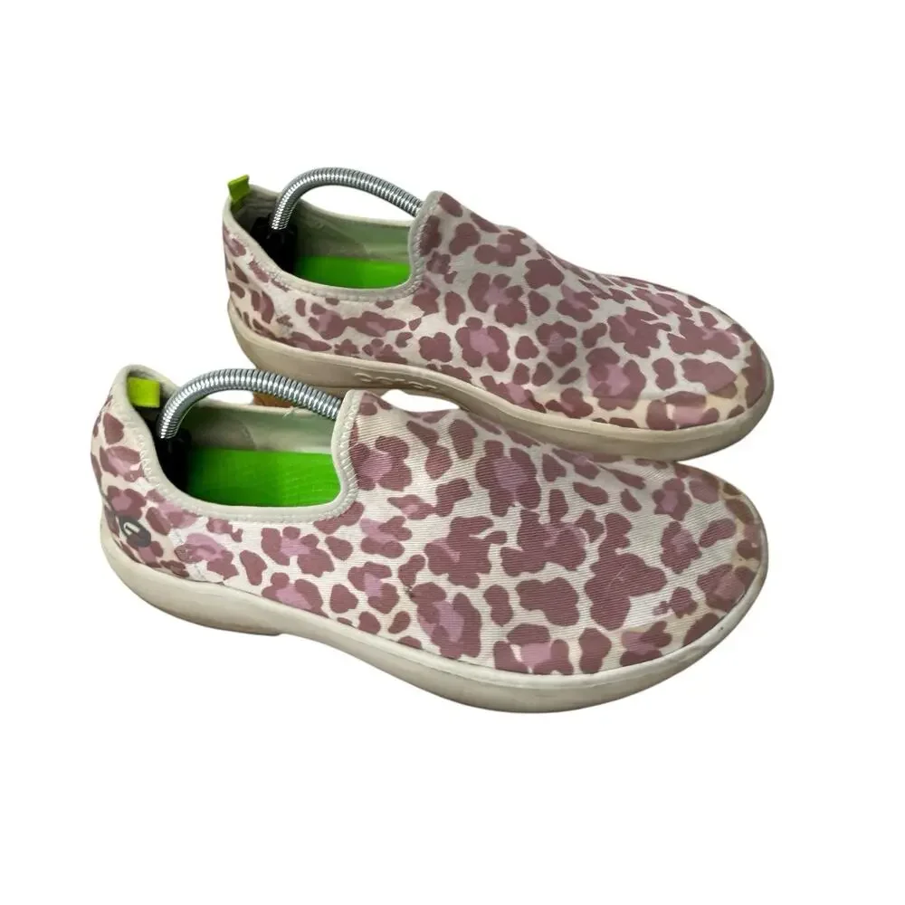 Oofos OOmg Eeze Low Pink Leopard Recovery‎ Slip On Shoes Comfort READ Womens 9
